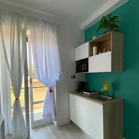 Olimpia Fidias Bilocale Isola Apartman