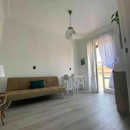 Olimpia Fidias Bilocale Isola Apartman Milánó